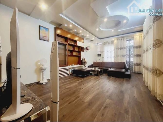 SIÊU HIẾM, HƠN 8 TỶ - 74M BÁN NHÀ DÂN XÂY CHỢ NGỌC THỤY, LONG BIÊN - NGÕ THÔNG, GẦN Ô TÔ, - 1