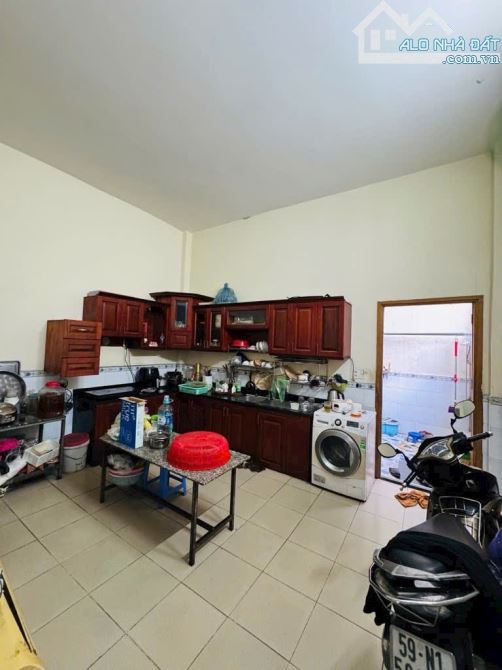 BÁN NHÀ 2 TẦNG MẶT TIỀN LIÊN KHU 4-5 BHHB BÌNH TÂN - 1