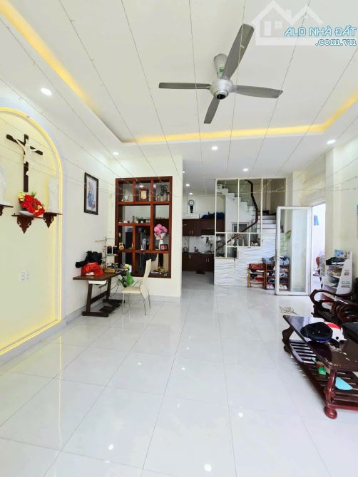 Nhà bán ô tô tận cửa, giá đầu tư hấp dẫn. - 1