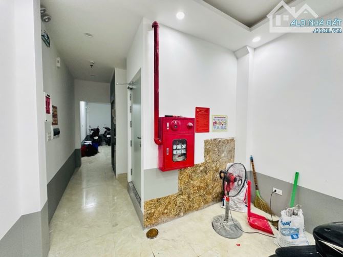 Bán nhà dòng tiền 50 triệu/ tháng Xuân La 51m2 x 7 tầng 10 phòng trọ giá 14.x tỷ - 1