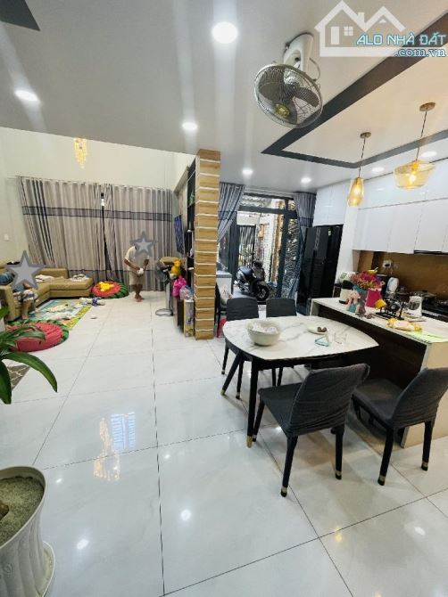 Bán nhà Hẻm 6m Quang Trung – P.10 – Gò Vấp – 2 tầng – DT 64m2 – Chỉ 5.65 tỷ - 1