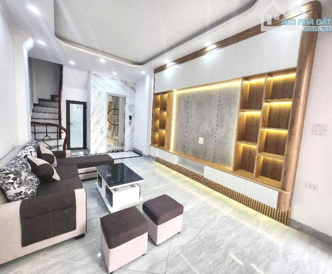 BÁN NHÀ TRỊNH ĐÌNH CỬU 35M2, 6 TẦNG, THANG MÁY, HƠN 8 TỶ - 1