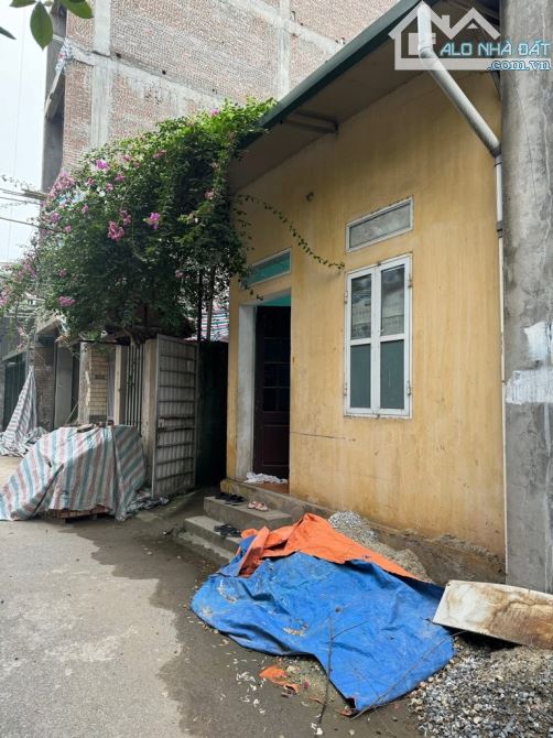 15.8 Tỷ/105 M2/5 m tiền/ Giang Biên/ Ô tô chánh - 1