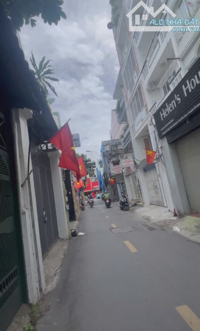 Siêu Khan Hiếm - Lô Góc 2 Mặt Tiền Khu vực Hai Bà Trưng Quận 1 Ngang 11,2M Giá 85 Tỷ - 1