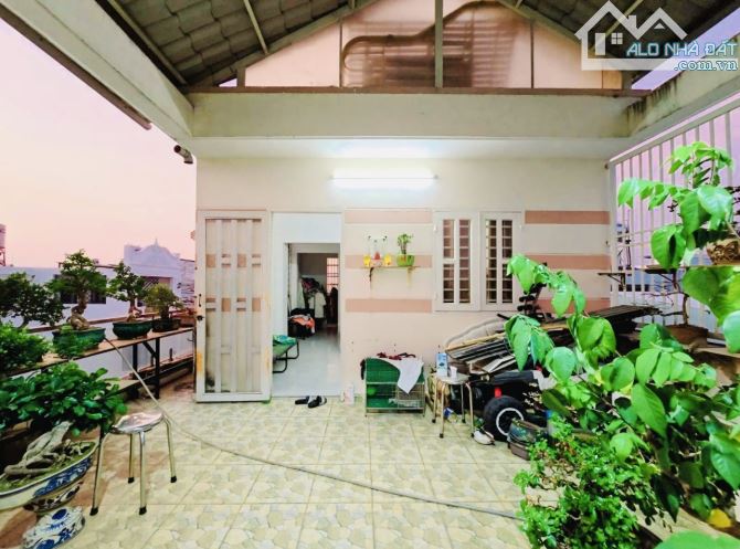 Nhà 6.8*14m 1 đời chủ căn góc 4 tầng kiên cố Sổ hồng riêng - 1