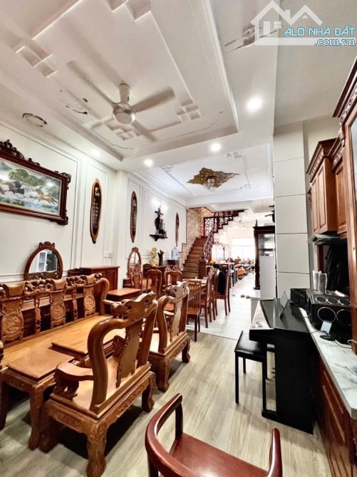 MẶT TIÊN KINH DOANH TÂN KỲ TÂN QUÝ- 97M2-2 TẦNG - NỞ HẬU - GIÁ 17 TỶ - 1