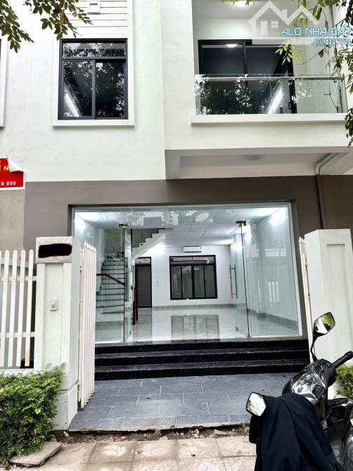 Liền kề mới Đẹp khu Gleximco Lê Trọng Tấn - 1