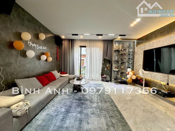 Nhà đẹp tâm huyết ngay sau mặt đường Chợ Hàng - Hồ Sen - FULL nội thất - 1