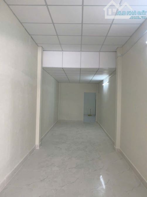 Nhà mặt tiền đường Hugo tổng dt 520m2 ( có 254m2 thổ) xã Trung An giá 8,4 tỷ - 1