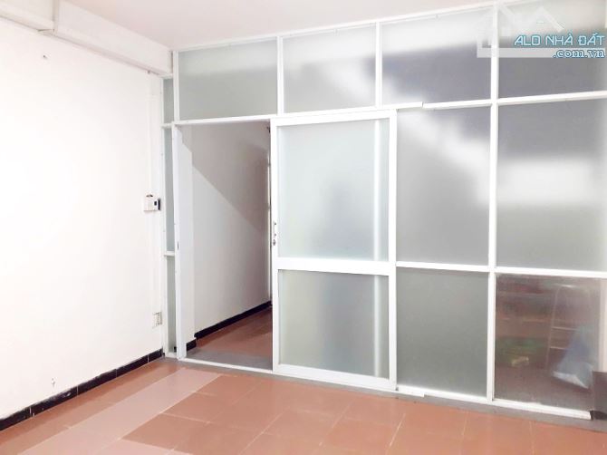 Cho thuê mặt bằng 4m x 11m đường Đinh Bộ Lĩnh, Bình Thạnh - 1