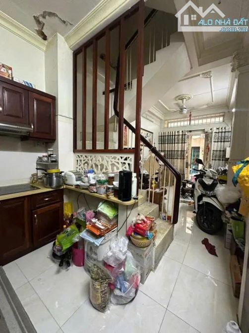 BÁN NHÀ ĐẸP NGUYỄN BIỂU-P.1_ QUẬN 5– 4 TẦNG – 3PN – HXH 4M - CHỈ 6,38 TỶ - 1