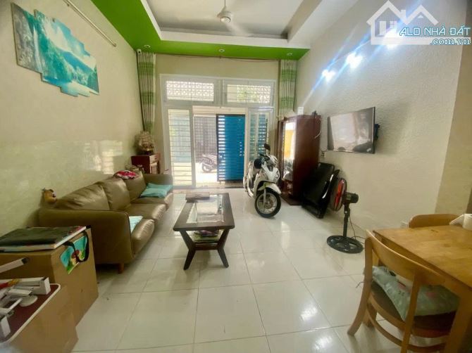 BÁN NHÀ ĐẸP NGUYỄN HƯU TIẾN- NGAY AEON TÂN PHÚ- 46m2 (4 × 12m) NỞ HẬU- CHỈ 4.85 TỶ - 1