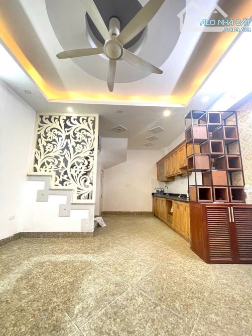 VÕ CHÍ CÔNG CẦU GIẤY NHÀ ĐẸP DÂN XÂY, 35M x 5TẦNG, NGÕ NÔNG GẦN PHỐ Ô TÔ TRÁNH - 1