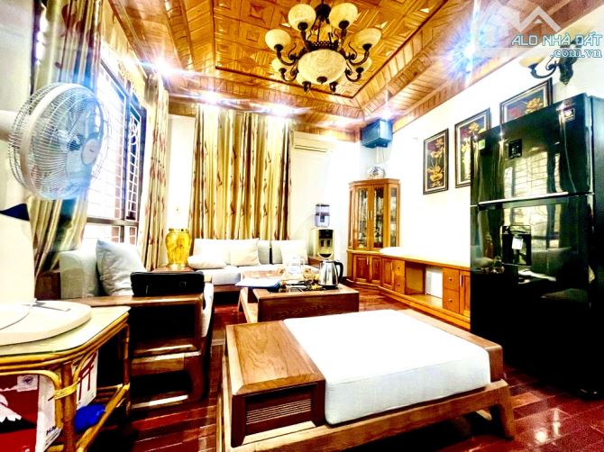 LÔ GÓC 3 MẶT THOÁNG - NHÀ DÂN XÂY -MẶT NGÕ THÔNG , RỘNG KINH DOANH - 1