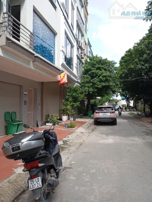 CỰC HIẾM CHÍNH CHỦ CẦN BÁN NHÀ CẤP 4 KHU DỊCH VỤ LAI XÁ HÒA ĐỨC DIỆN TÍCH 36 m2 MT 5 m - 1