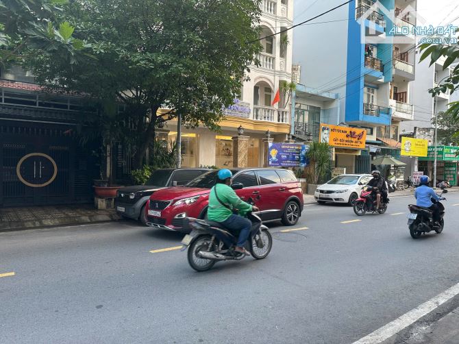 Bán Nhà 7x27m Mặt Tiền Nguyễn Hữu Tiến-Đường 16m Vỉa Hè Rộng-Chủ Ngộp Bank Bán Gấp - 1