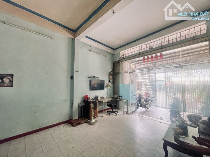 MẶT TIỀN KINH DOANH GIÁP LŨY BÁN BÍCH - QUẬN TÂN PHÚ - 86M2 - 3 TẦNG BTCT - NGANG 5M - 1