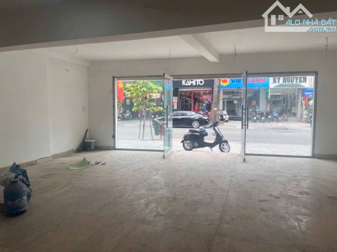 Bán Gấp Nhà MT Ngang 8M MT Trần Quang Khải Quận 1, 5 Tầng Giá 65 Tỷ - 1