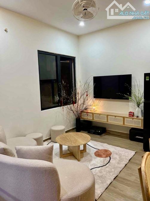 BÁN TOÀ CĂN HỘ 5 TẦNG MẶT PHỐ HÀN THUYÊN – 115M2, 12 CĂN HỘ, 50 TRIỆU/ THÁNG – NHỈNH 14 TỶ - 1