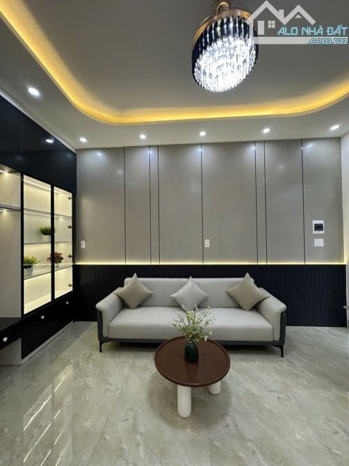 💥SIÊU PHẨM NHÀ ĐẸP 3 TẦNG – NGANG KHỦNG 10M – GẦN KIỆT Ô TÔ TRẦN CAO VÂN – CHỈ 4.55 TỶ!🔥 - 1