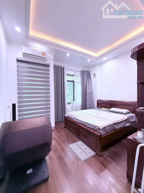 XUÂN THUỶ - 36M² - 5 TẦNG - MT 5M - 3 NGỦ - 10 TỶ - LÔ GÓC Ô TÔ TRÁNH KINH DOANH ĐỈNH - 1