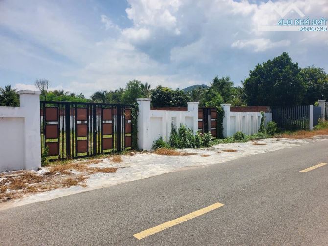 THỊ TRẤN PHƯỚC HẢI - CÁCH BIỂN 4KM - ĐÃ XÂY RÀO CỔNG KIÊN CỐ  🌈🌈🌈DT 623M2 - 120m2 thổ c - 1