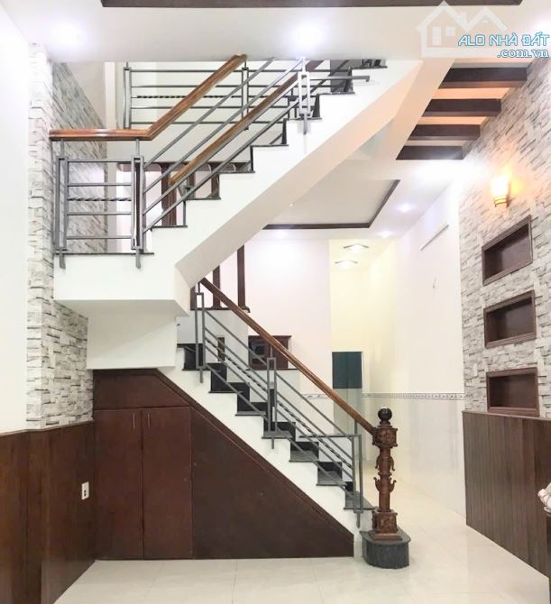 TÂY THẠNH - TÂN PHÚ - 70M2  2 TẦNG BTCT - 3PN - HẺM XE HƠI THÔNG - SỔ VUÔNG A4  NHÀ CÁC - 1