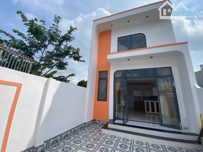 NHÀ TRUNG TÂM ĐẤT ĐỎ- Cách 40m ra TL44A - CÁCH CHỢ 300M - MẶT TIỀN BÊ TÔNG Ô TÔ THÔNG THOÁ - 1