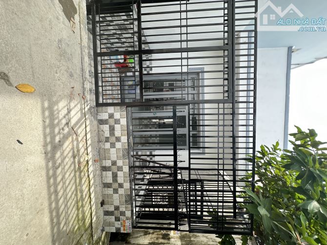 BÁN NHÀ MỚI- HUỲNH TẤN PHÁT- NHÀ BÈ- HÀNG XÓM QUẬN 7- 100M2- HEM 3M- GIÁ NHỈNH 4 TỶ XÍU - 1