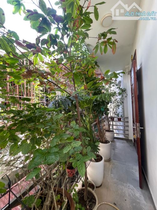 Bạch Mai - Thanh Nhàn | 60m² x 4T • MT 5m • Ngõ rộng 15m ra ô tô tránh • Nhà mới sàn lim • - 1