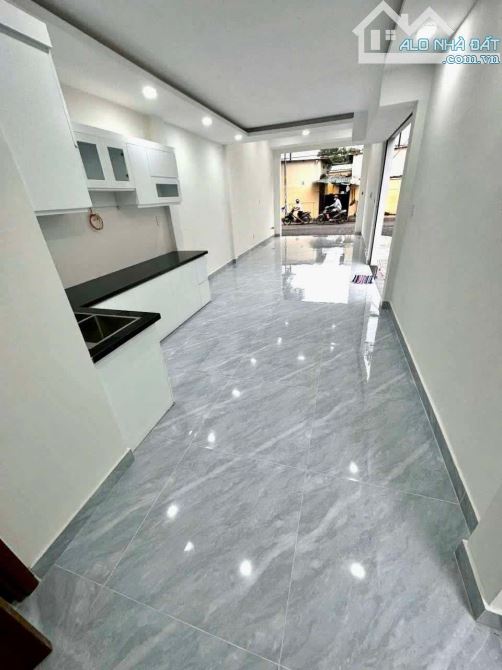 NHÀ MẶT TIỀN ĐƯỜNG NHỰA TRẦN THỊ DO 12M SÁT BÊN CHỢ GIẢN DÂN. TIỆN KD MỌI NGÀNH NGHỀ TIỆM - 1