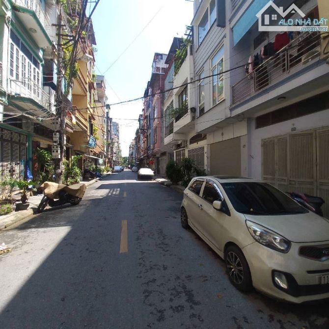 NHÀ MẶT PHỐ ĐẸP NHẤT LÝ THƯỜNG KIỆT 5 TẦNG MẶT TIỀN RỘNG KINH DOANH SIÊU LỢI NHUẬN - 1