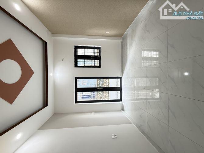 BÁN NHÀ GẦN SÂY BAY NGAY NGUYỄN VĂN NGHI, GÒ VẤP, 25M2, CHỈ 3.65 TỶ - 1