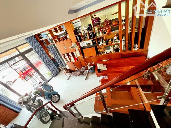 🆘️ chỉ hơn 5 tỷ (TL)  🆘️HXH 6m Linh Xuân, Thủ Đức. Căn góc 60m2 (7x8.5m), 3 Tầng, 4PN. - 1