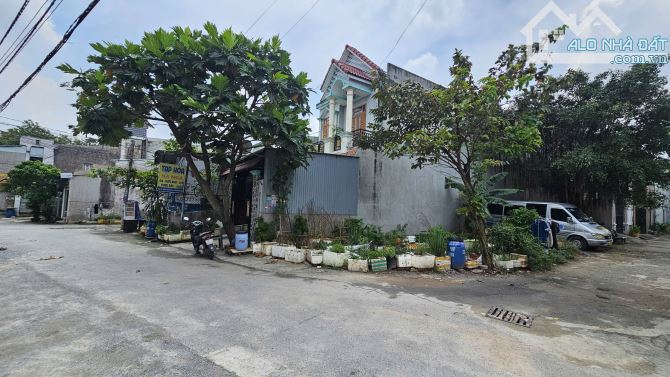 Bán đất góc 2MT gần Ngã Tư Miếu Ông Cù P.Bình Chuẩn Tp Thuận An chỉ 2ty450 TL M7760 - 1
