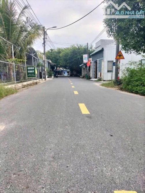 📌📌📌LÀM VIỆC TRỰC TIẾP GIÁ TỐT !!!bán lô mặt tiền nhựa gần chợ lệ trạch hòa tiến - 1