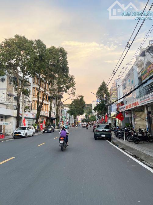 Siêu Phẩm Đất Mặt Tiền Trung Tâm Dương Đông – Giá tốt cho khách chốt nhanh  Đặc Khu Phú Q - 1