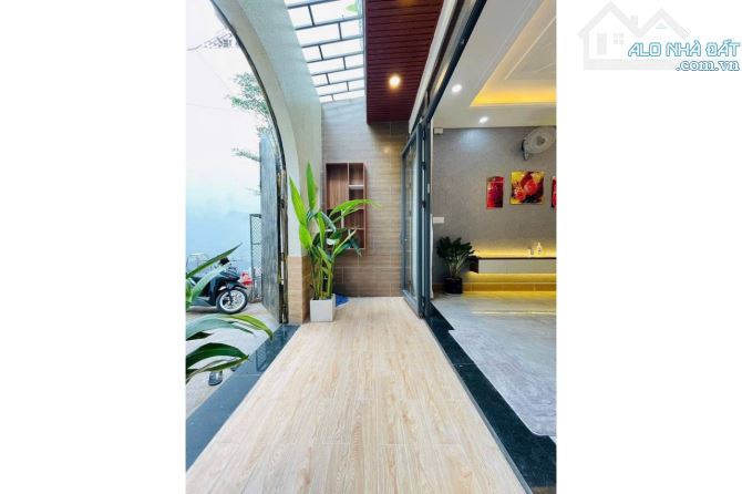 Bán đất tặng nhà 3 tầng Tân cổ điển,5x15,sát bên CV Làng Hoa,Gò Vấp - 1
