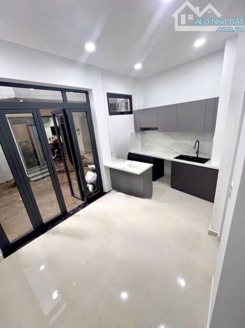 ✨ BÁN NHÀ MỚI XÂY 3 TẦNG BTCT HXH LÝ THÁI TỔ - TRUNG TÂM QUẬN 10 – CHỈ 5,35 TỶ ✨ - 1