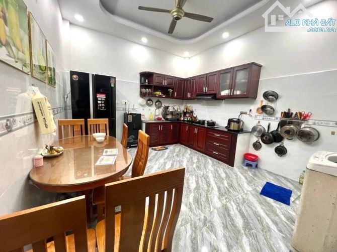 Bán nhà hẻm ô tô, Phan Huy Ích, Phường 15 Tân Bình,5x15m, 3 tầng, 4pn, 6.xx tỷ - 1