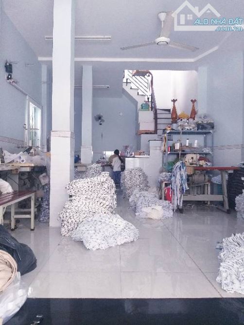 Bán nhà hẻm xe hơi Bông Sao, Quận 8, 5.3x21, 3 tầng, nhỉnh 6 tỷ - 1