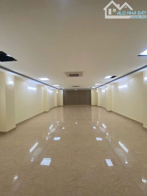CHO THUÊ VĂN PHÒNG KHUẤT DUY TIẾN, THANH XUÂN - 120M2 - CHỈ 21,5 TRIỆU CÓ DỊCH VỤ - 1