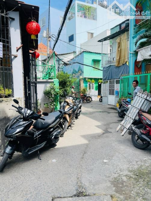 Bán nhà hẻm Tạ Quang Bửu, phường 3, quận 8, nở hậu - 1