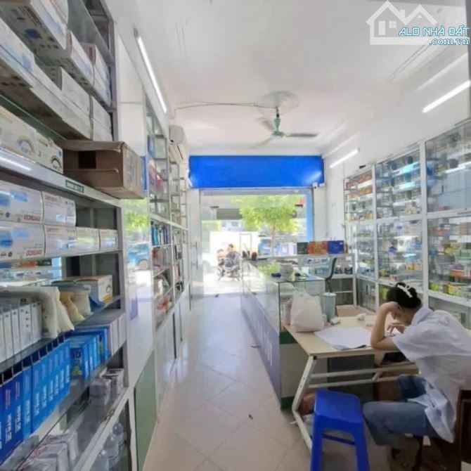 Cần bán gấp tòa nhà 7 tầng mặt phố Nguyễn Xiển - "Gà đẻ trứng vàng" với dòng tiền gần 500 - 1