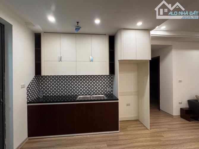 Cần bán CC tại 176 Định Công - Vành đai 2.5 - 2N2WC - chỉ 5.9 tỷ có lùi. - 1