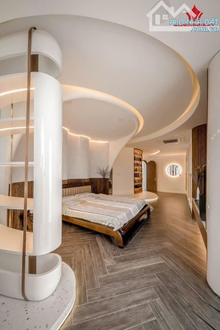 SIÊU PHẨM VĂN QUÁN – 50M² – 5 TẦNG – 10 TỶ – NGÕ THÔNG, KINH DOANH SẦM UẤT, VÀI BƯỚC RA - 1