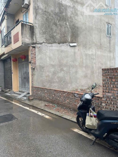 BÁN ĐẤT BÁT KHỐI - NGÕ TO Ô TÔ TRÁNH - 93M2 - MẶT TIỀN 4,8M - GIÁ CHỈ 16,5 TỶ - 1