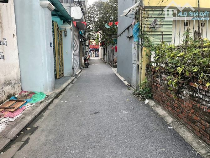 Bán đất Ngô Xuân Quảng, Gia Lâm 45m, lô góc, 7 chỗ đỗ cửa, ngõ thông - 1