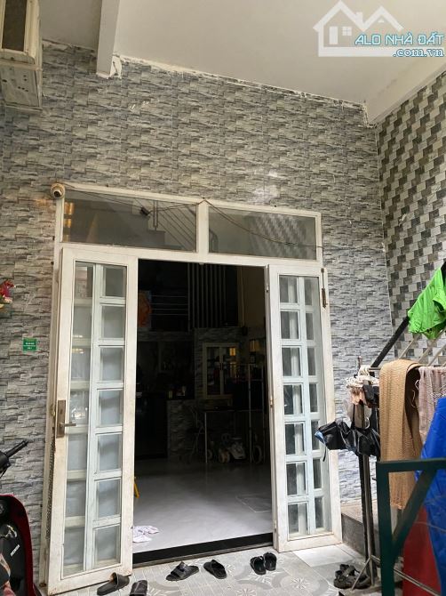 Nhà tầng  và có phòng trọ cho thuê tháng thu nhập 6tr - 1