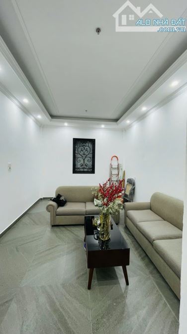 BÁN NHÀ PHÂN LÔ PHÙNG CHÍ KIÊN, CẦU GIẤY - 55M x 7T THANG MÁY - GARA Ô TÔ - KINH DOANH - 1